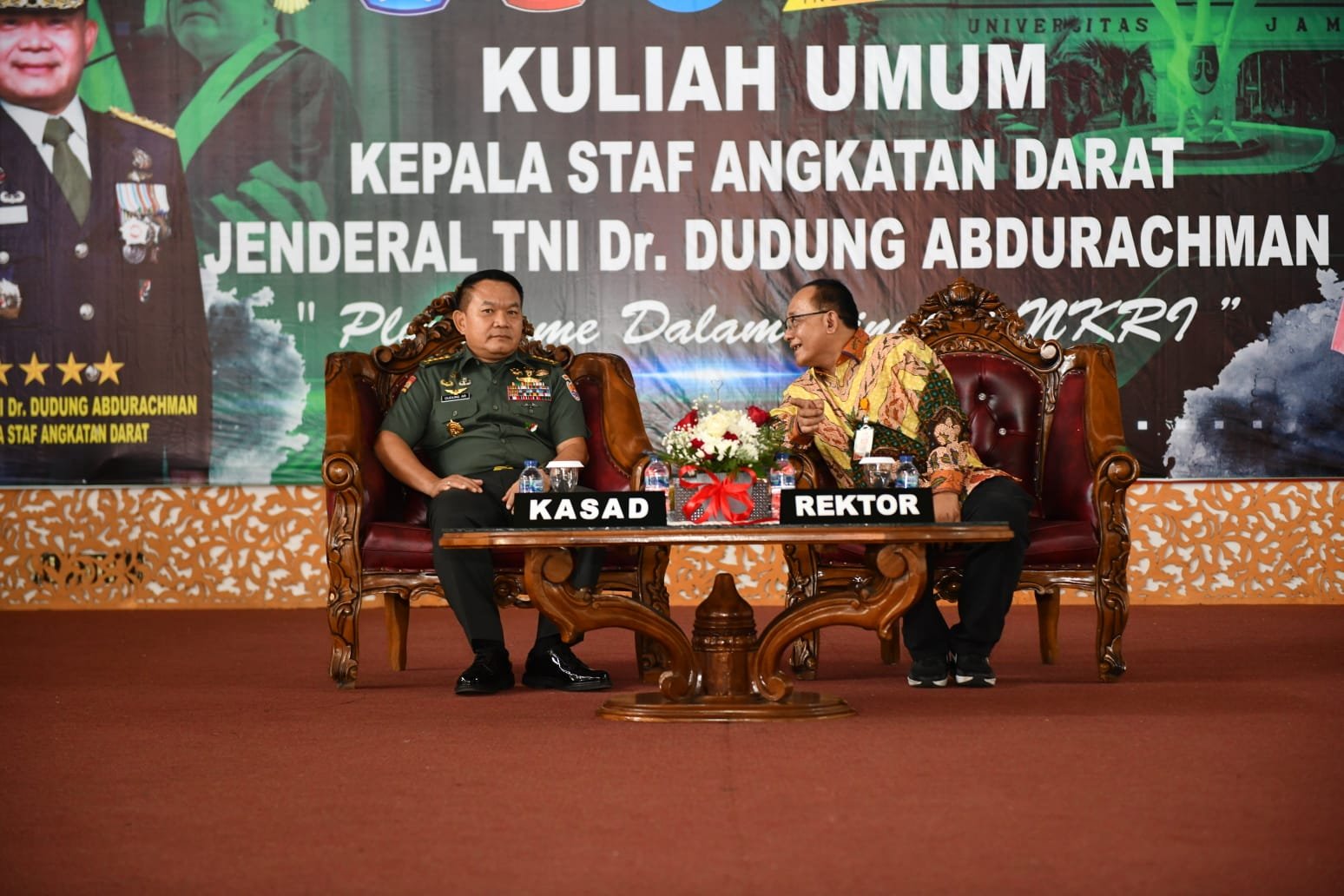 Beri Kuliah Umum di Universitas Jambi, Kasad Tekankan 4 Poin Penting Jaga Persatuan dan Kesatuan Beri Kuliah Umum di Universitas Jambi, Kasad Tekankan 4 Poin Penting Jaga Persatuan dan Kesatuan