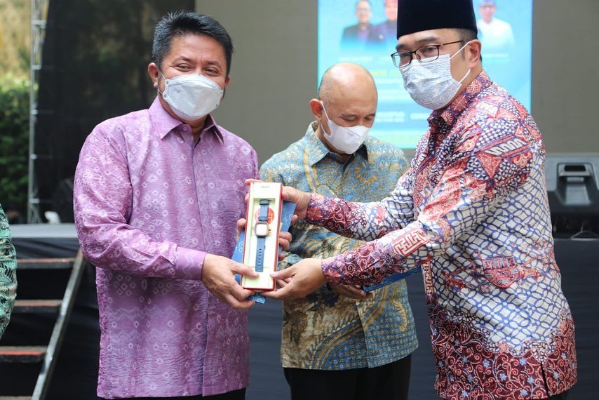 Menteri Koperasi dan UMKM Apresiasi Prov Sumsel dan Jawa Barat Terus Mendorong UMKM Menteri Koperasi dan UMKM Apresiasi Prov Sumsel dan Jawa Barat Terus Mendorong UMKM