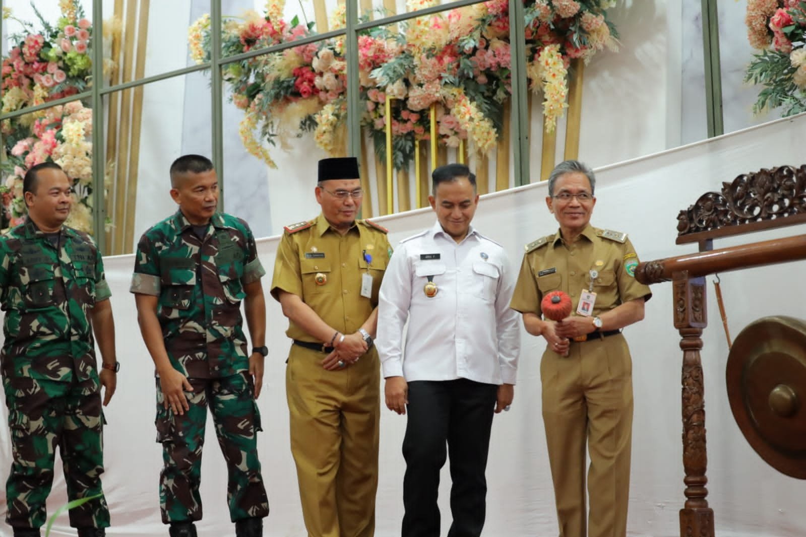 Sekda buka Sosialisasi Peraturan Daerah Nomor 9 Tahun 2021 terkait P4GN dan Prekursor Narkotika Sekda buka Sosialisasi Peraturan Daerah Nomor 9 Tahun 2021 terkait P4GN dan Prekursor Narkotika