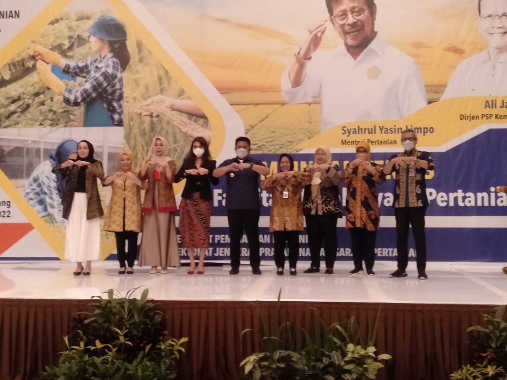 Dukung UMKM Dan Petani Sumsel, Kementan Gelar Kegiatan Bimtek Untuk 100 Petani Perempuan Dukung UMKM Dan Petani Sumsel, Kementan Gelar Kegiatan Bimtek Untuk 100 Petani Perempuan