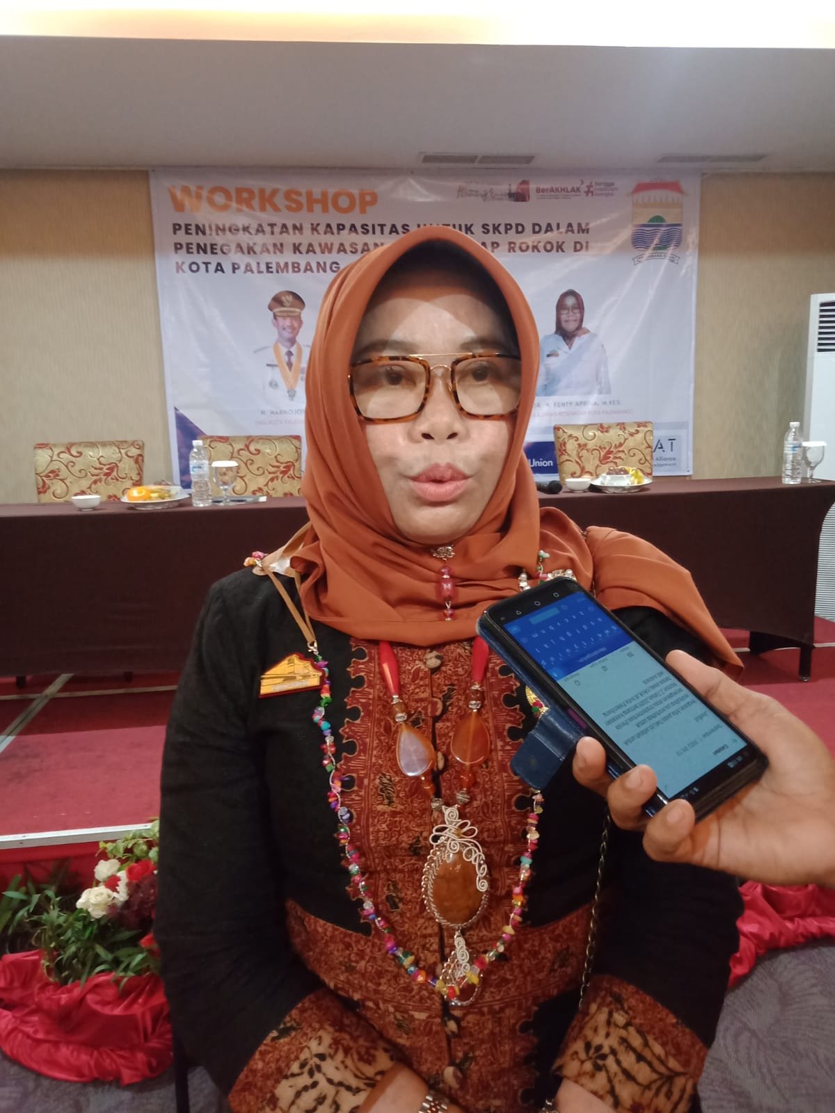 Harus Menempel Peringatan Kawasan Bebas Asap Rokok Di Kota Pelembang Harus Menempel Peringatan Kawasan Bebas Asap Rokok Di Kota Pelembang