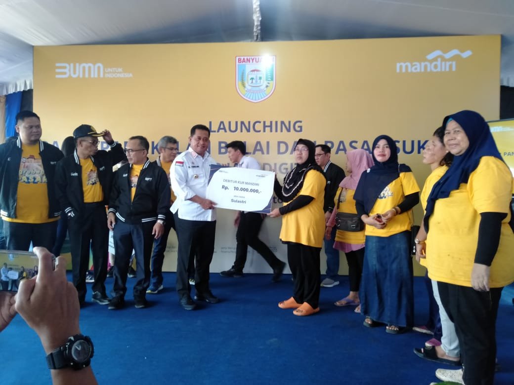 Launching Qris Bank Mandiri Di laksanakan Di Pasar Sukajadi Launching Qris Bank Mandiri Di laksanakan Di Pasar Sukajadi