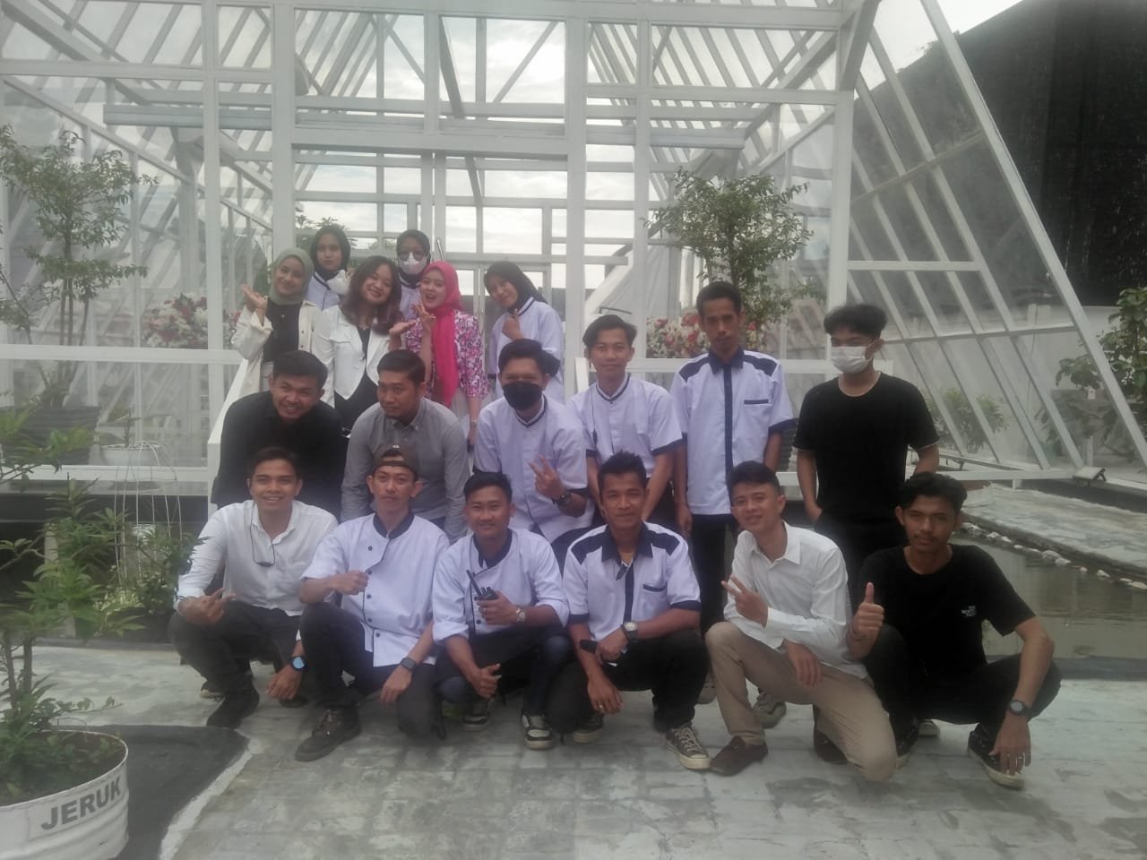 Pertama Hadir Di Kota Palembang Soft Opening Taman Rumah Kaca Pertama Hadir Di Kota Palembang Soft Opening Taman Rumah Kaca