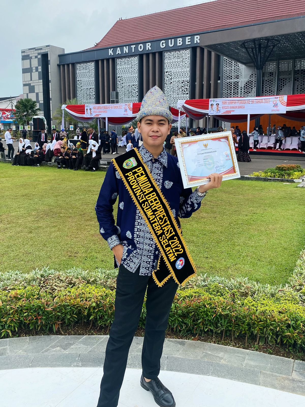 Menginspirasi dan Berprestasi, Haryadi Mahasiswa Ilmu Komunikasi Universitas Sumatera Selatan Raih Penghargaan Hari Sumpah Pemuda Menginspirasi dan Berprestasi, Haryadi Mahasiswa Ilmu Komunikasi Universitas Sumatera Selatan Raih Penghargaan Hari Sumpah Pemuda