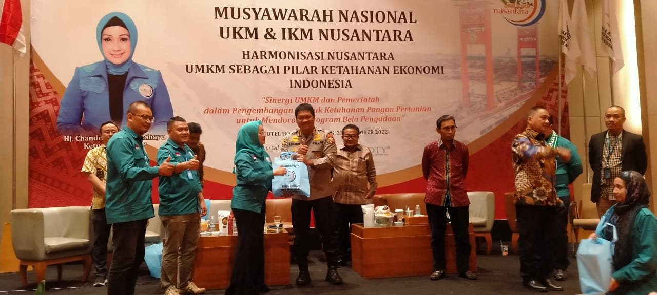 Harmonisasi Nusantara UMKM Sebagai Pilar ketahanan Ekonomi Indonesia Harmonisasi Nusantara UMKM Sebagai Pilar ketahanan Ekonomi Indonesia