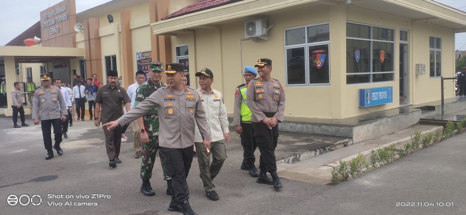 Kapolres OKI Dan Forkopimda Sambut Kunker Kapolda Sumsel Albertus ke Ogan Komering Ilir Kapolres OKI Dan Forkopimda Sambut Kunker Kapolda Sumsel Albertus ke Ogan Komering Ilir