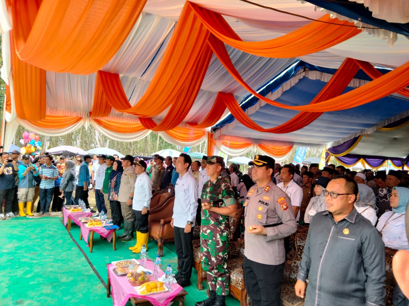 Dandim 0402/OKI Panen Raya Padi IP 100 Di Desa Tugu Jaya Kec Lempuing Dandim 0402/OKI Panen Raya Padi IP 100 Di Desa Tugu Jaya Kec Lempuing