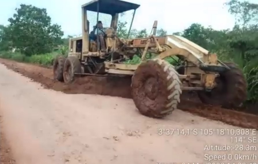 Pemkab OKI, Ajak Swasta Tanggap Perbaiki Jalan Rusak Pemkab OKI, Ajak Swasta Tanggap Perbaiki Jalan Rusak