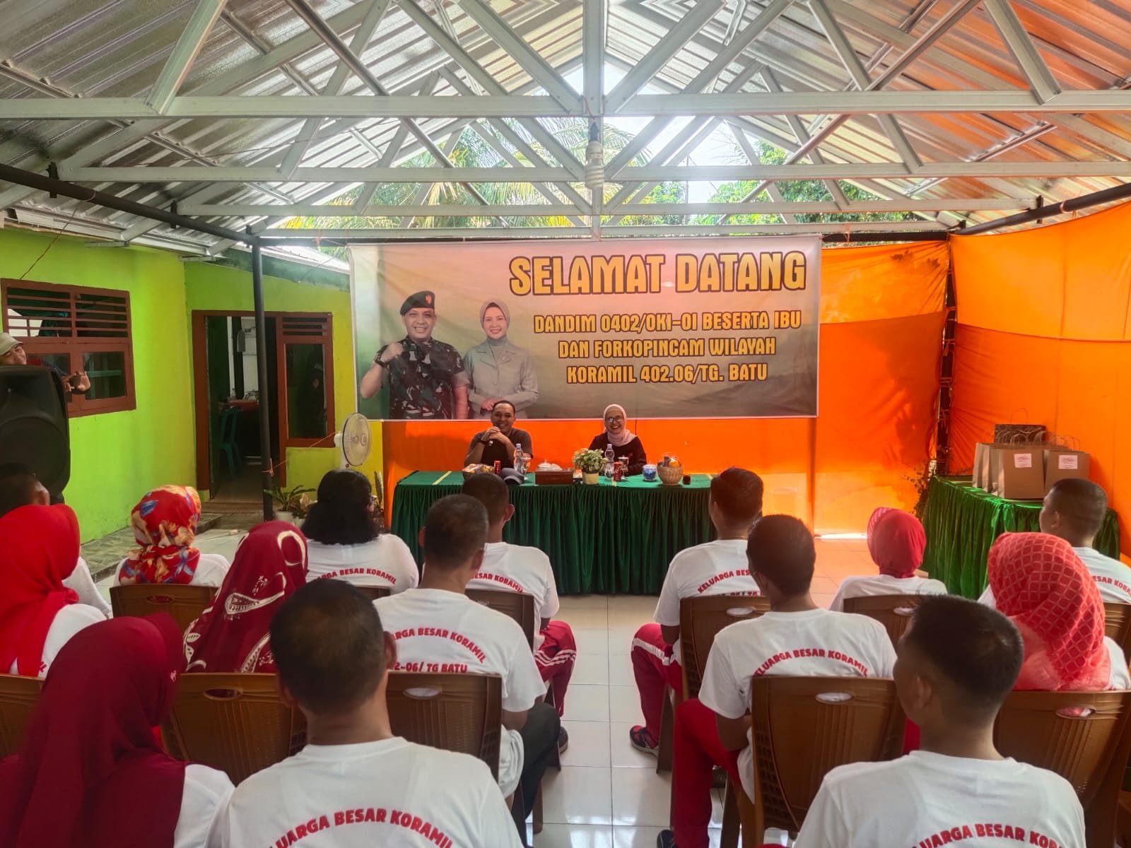Dandim 0402 OKI/OI, Olah Raga Bersama Anggota Koramil 402-06/Tanjung Batu Dandim 0402 OKI/OI, Olah Raga Bersama Anggota Koramil 402-06/Tanjung Batu