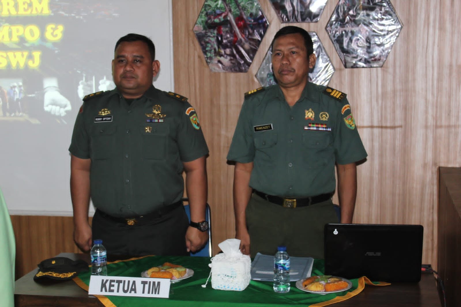 Sadar Akan Hukum Kodim 0402/OKI Terima Penyuluhan Hukum Dari KUMDAM II/Sriwijaya Sadar Akan Hukum Kodim 0402/OKI Terima Penyuluhan Hukum Dari KUMDAM II/Sriwijaya