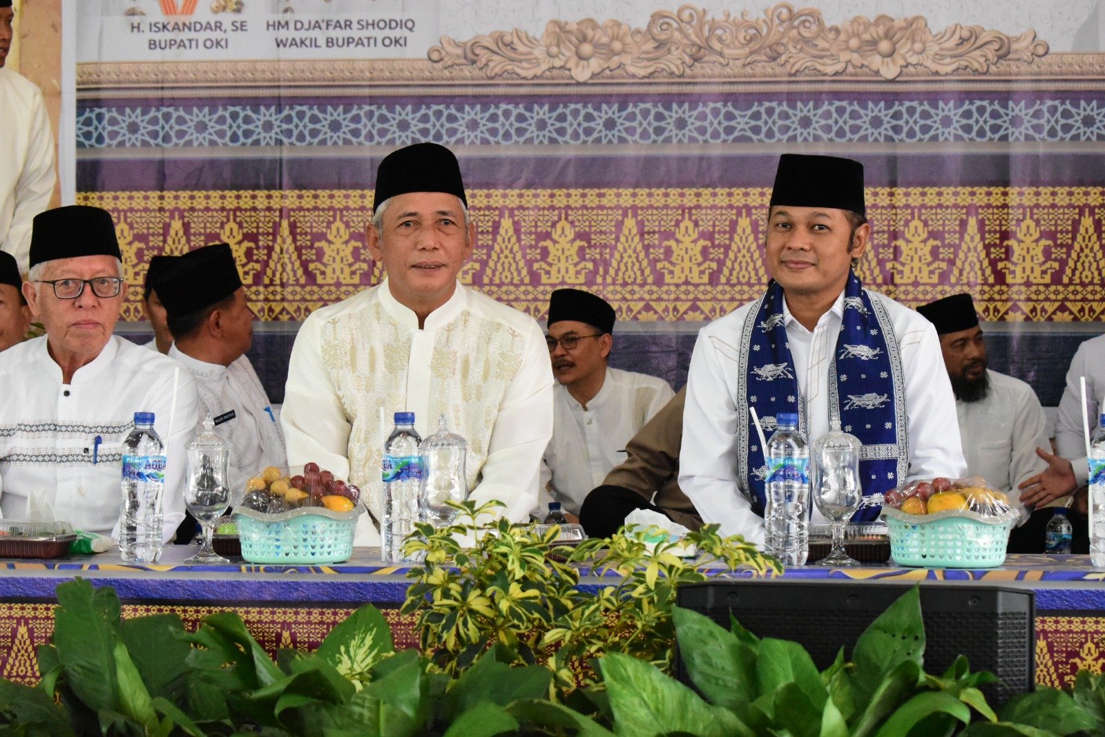 Jelang HUT OKI, Ribuan Warga Hadiri Pengajian Bersama Ustadz Sauqi Zainudin MZ Jelang HUT OKI, Ribuan Warga Hadiri Pengajian Bersama Ustadz Sauqi Zainudin MZ