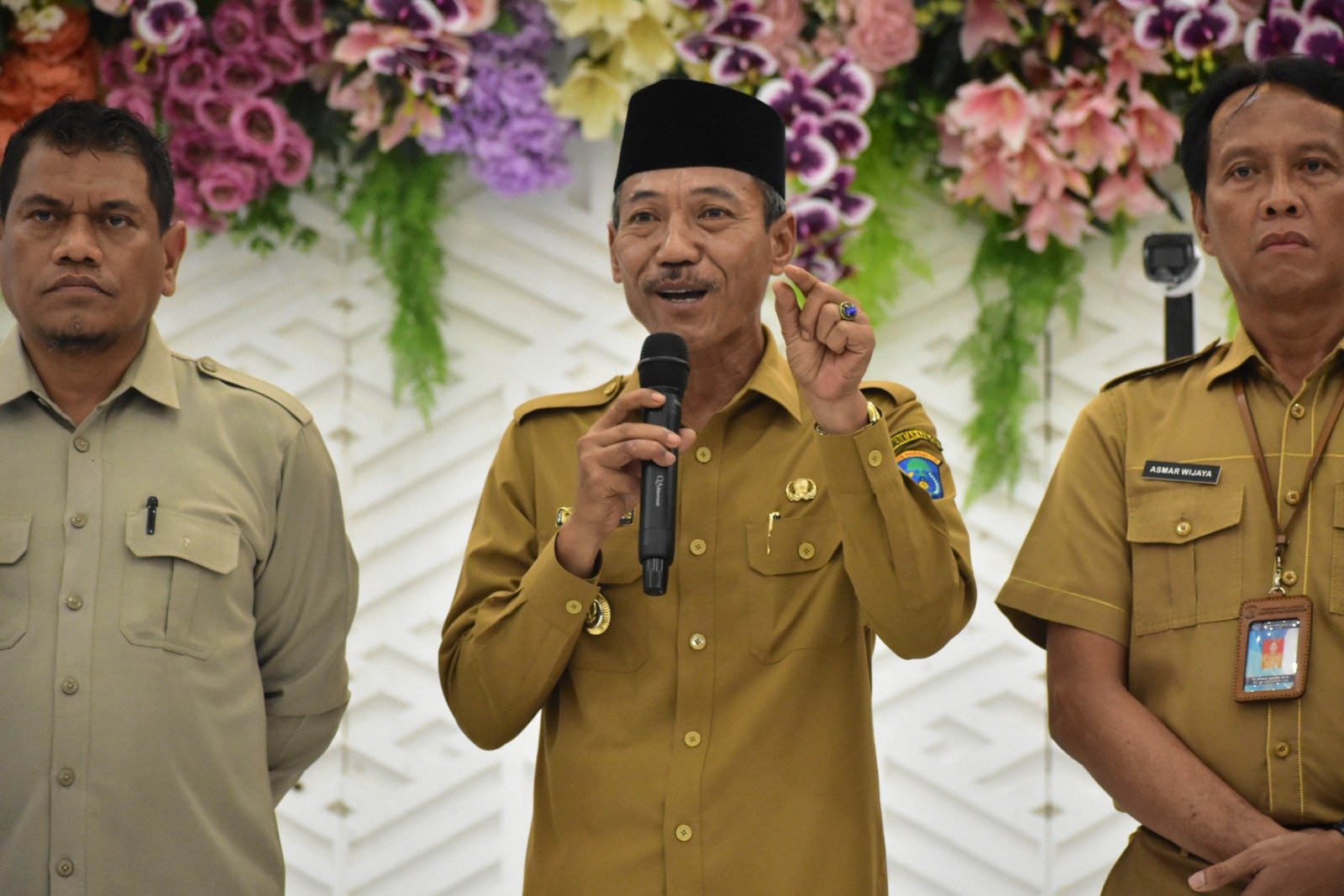 Plt. Bupati OKI Doakan Para Honorer Lulus Ujian PPPK 2023 Plt. Bupati OKI Doakan Para Honorer Lulus Ujian PPPK 2023