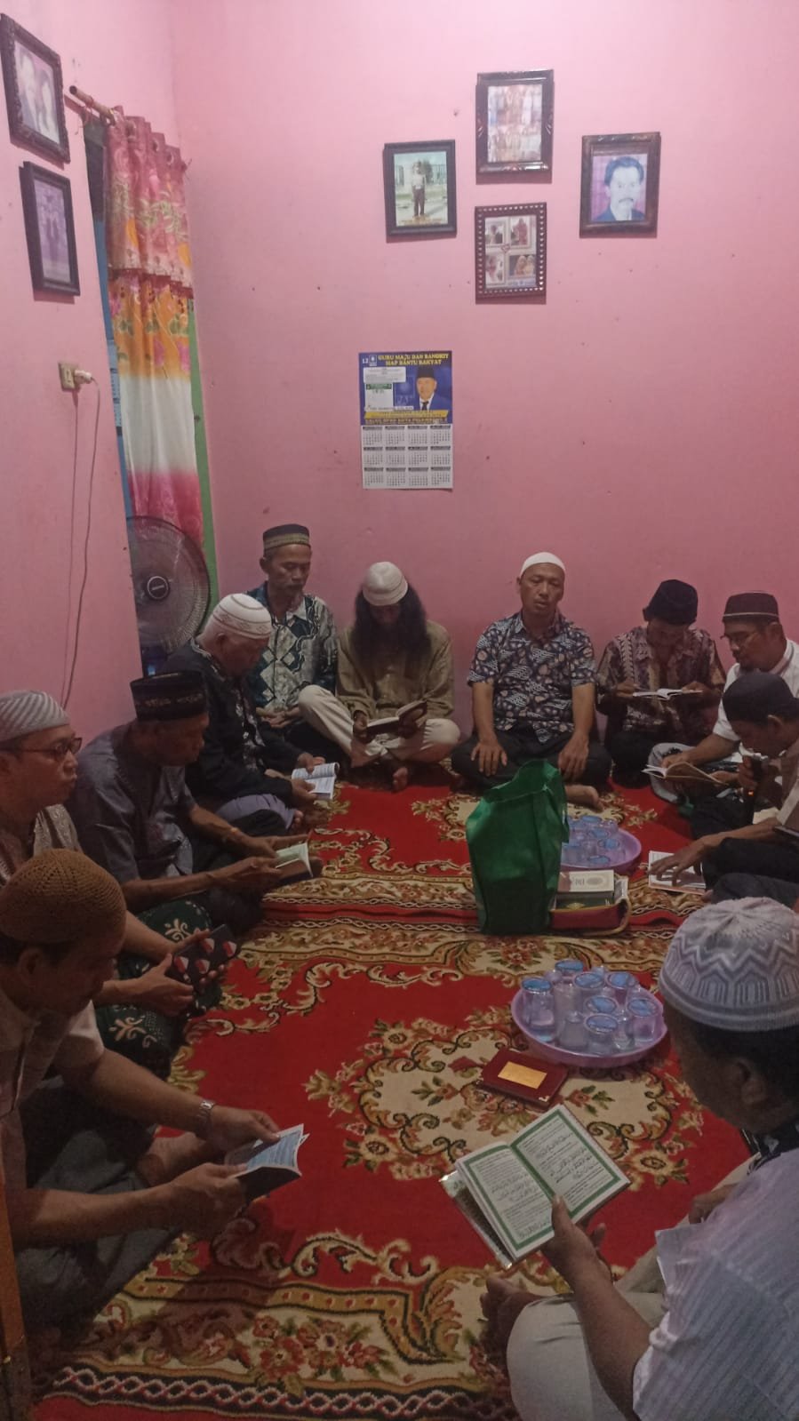 Siap Bantu Rakyat, Tony Sidabutar S.Pd Maju Menjadi Anggota DPRD Kota Palembang 2024 – 2029 Siap Bantu Rakyat, Tony Sidabutar S.Pd Maju Menjadi Anggota DPRD Kota Palembang 2024 – 2029