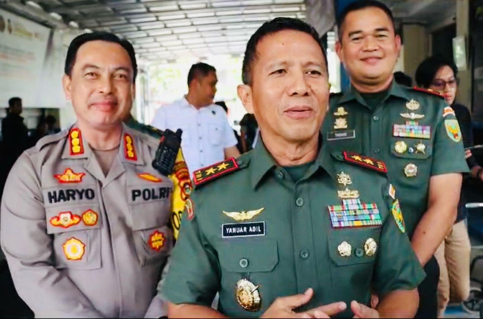 Pangdam II/Sriwijaya Mayjen TNI Yanuar Adil Mendadak Datangi Mapolrestabes Palembang, Ada Apa ? Pangdam II/Sriwijaya Mayjen TNI Yanuar Adil Mendadak Datangi Mapolrestabes Palembang, Ada Apa ?