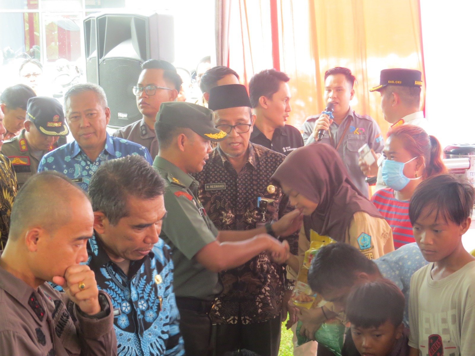 Bersinergi Kendalikan Inflasi di OKI Lanjutkan Pasar murah Program PERJAKA Bersinergi Kendalikan Inflasi di OKI Lanjutkan Pasar murah Program PERJAKA