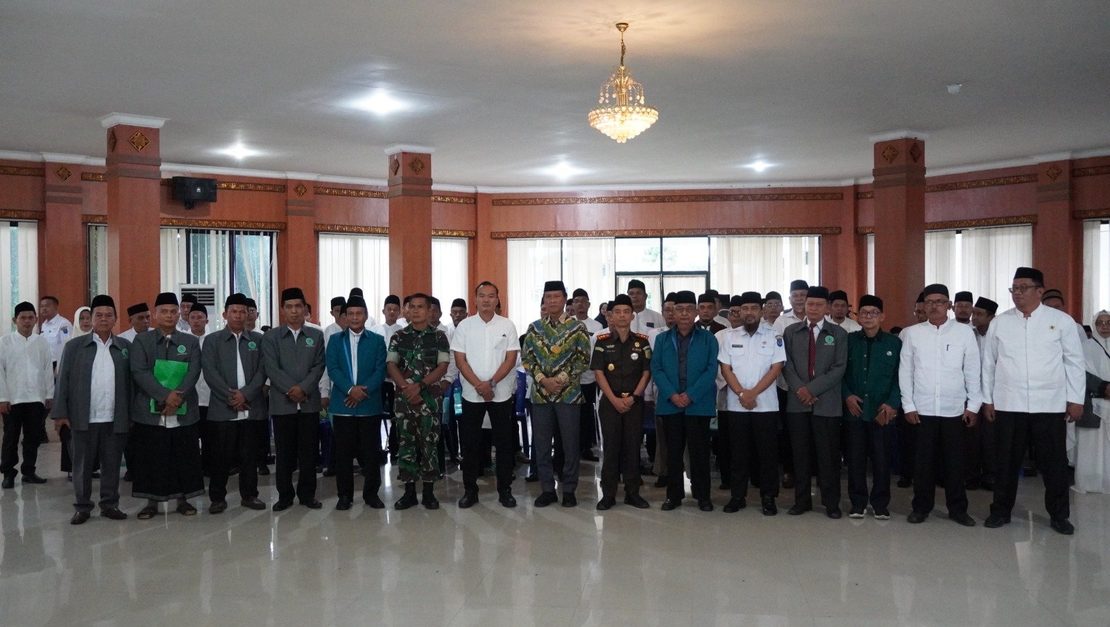 Dikukuhkan, Pengurus MUI OKI Harus Siap Jadi Pelayan Umat Dikukuhkan, Pengurus MUI OKI Harus Siap Jadi Pelayan Umat