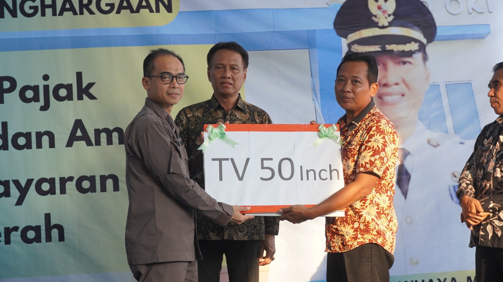 Pemkab OKI Apresiasi Double Steak 77 Atas Kepatuhan Membayar Pajak Pemkab OKI Apresiasi Double Steak 77 Atas Kepatuhan Membayar Pajak