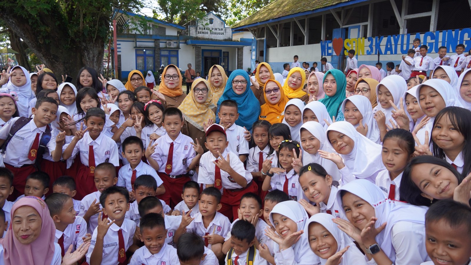 Pj Ketua TP PKK OKI Dukung Kegiatan Rumah Pintar Bende Seguguk Pj Ketua TP PKK OKI Dukung Kegiatan Rumah Pintar Bende Seguguk