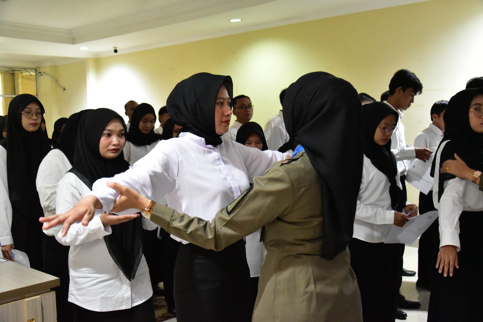 Panitia Sigap, Peserta Tes CPNS OKI Mengaku Puas Panitia Sigap, Peserta Tes CPNS OKI Mengaku Puas
