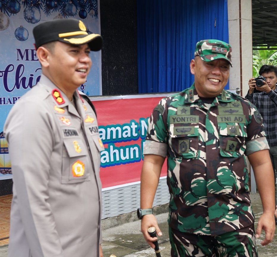 Jamin Keamanan Tepat Di Perayaan Natal, Dandim 0402/OKI Laksanakan Patroli Jamin Keamanan Tepat Di Perayaan Natal, Dandim 0402/OKI Laksanakan Patroli
