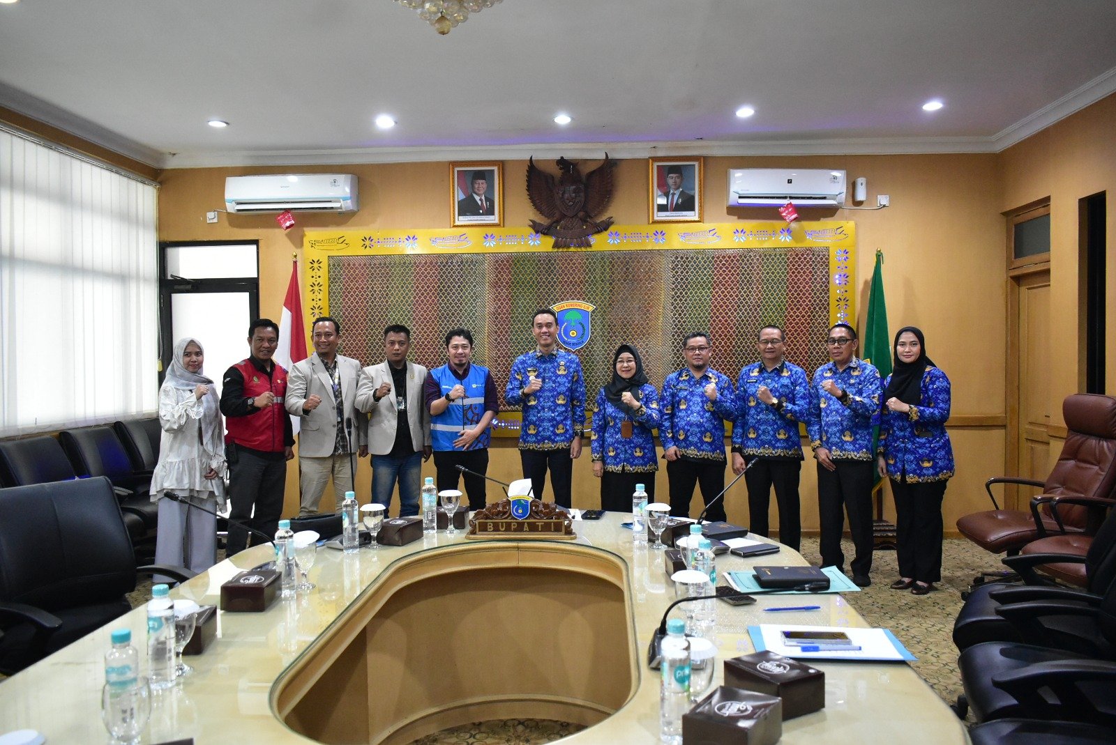 Kolaborasi Pemkab OKI dan PLN untuk Listrik Handal dan Aman Kolaborasi Pemkab OKI dan PLN untuk Listrik Handal dan Aman
