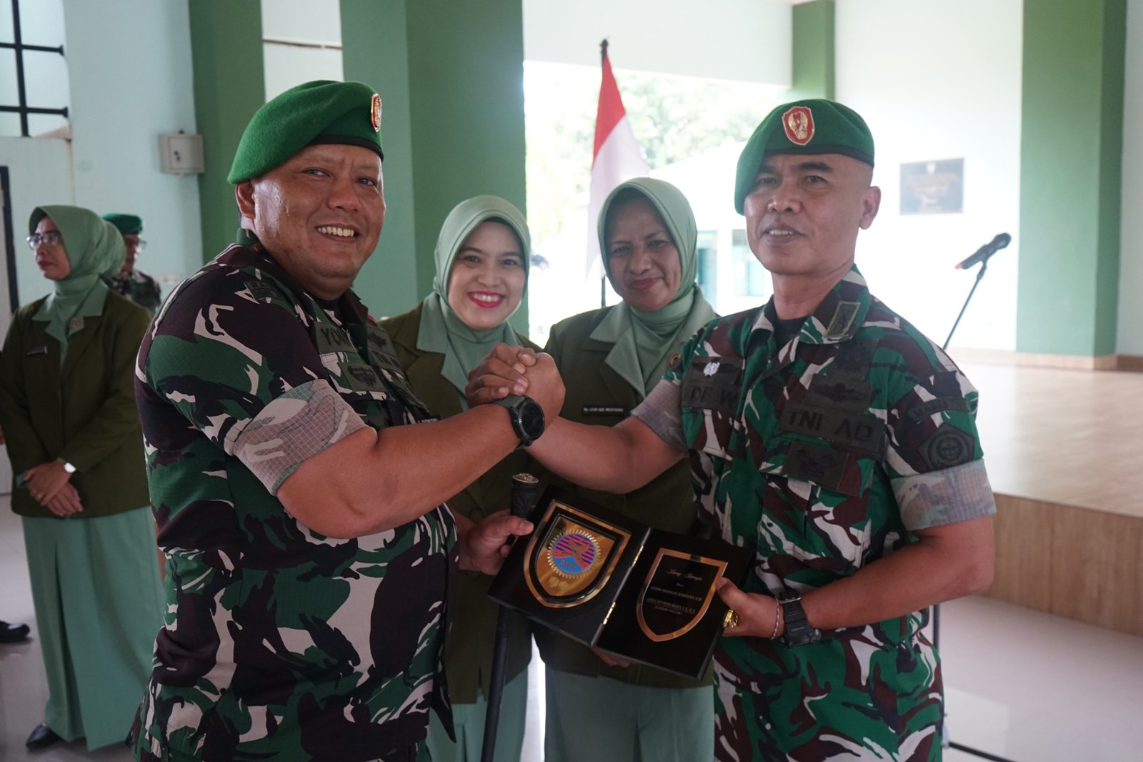 Dandim 0402/ OKI Pimpin Acara Sertijab PAMA Dandim 0402/ OKI Pimpin Acara Sertijab PAMA